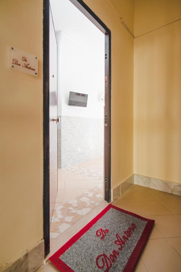 Da Don Antonio Apartment Naples Luaran gambar