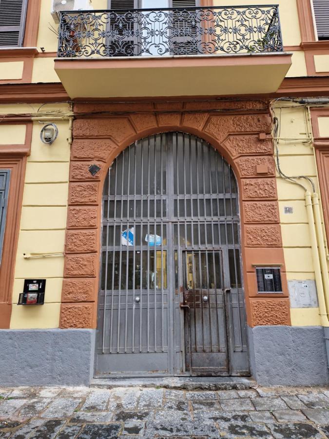 Da Don Antonio Apartment Naples Luaran gambar